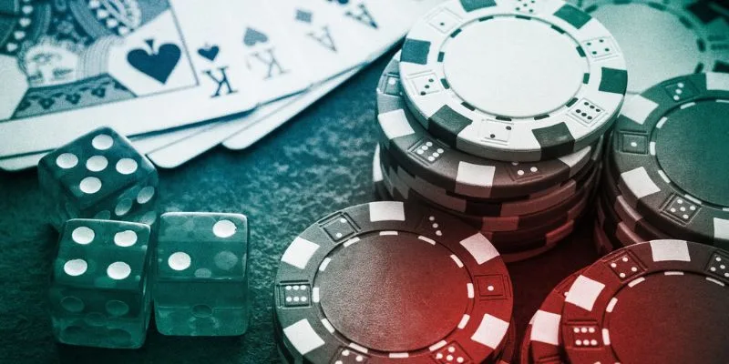 Poker Là Gì Mà Khiến Triệu Người Phát Cuồng? Jun88 Hé Lộ Vòng Pre-flop Poker là gì
